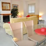 5 Bedroom Villa To Rent In La Sierrezuela, Mijas