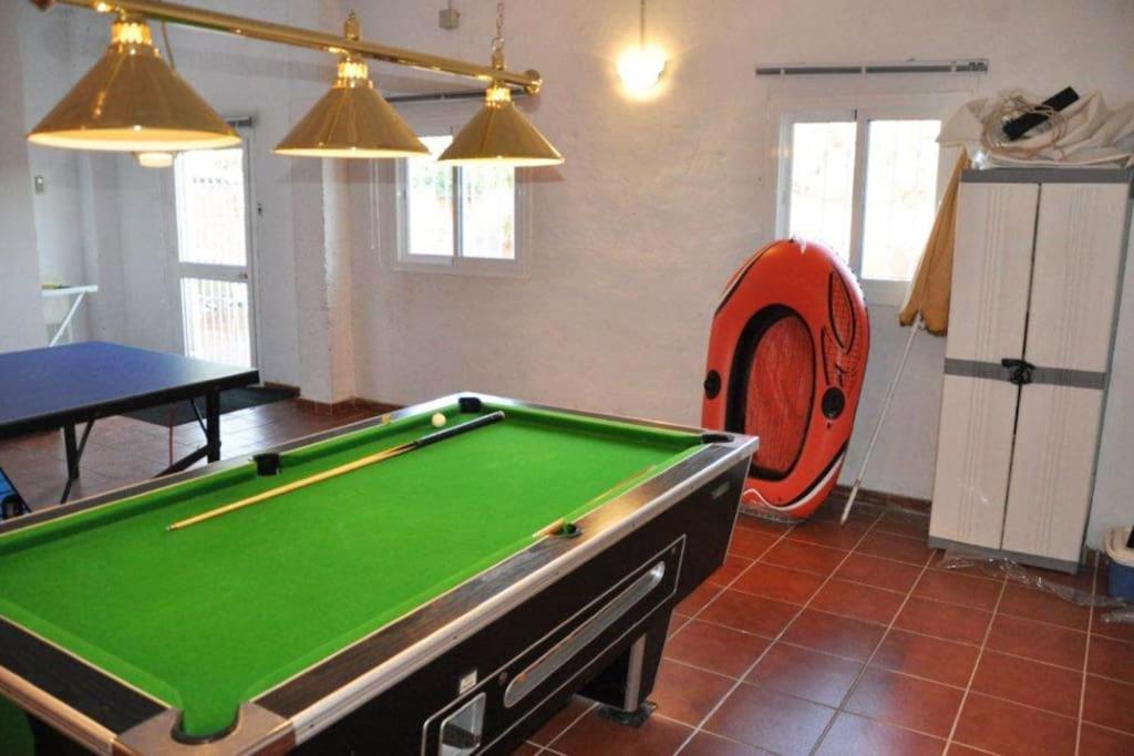 5 Bedroom To Rent In La Sierrezuela, Mijas Villa *