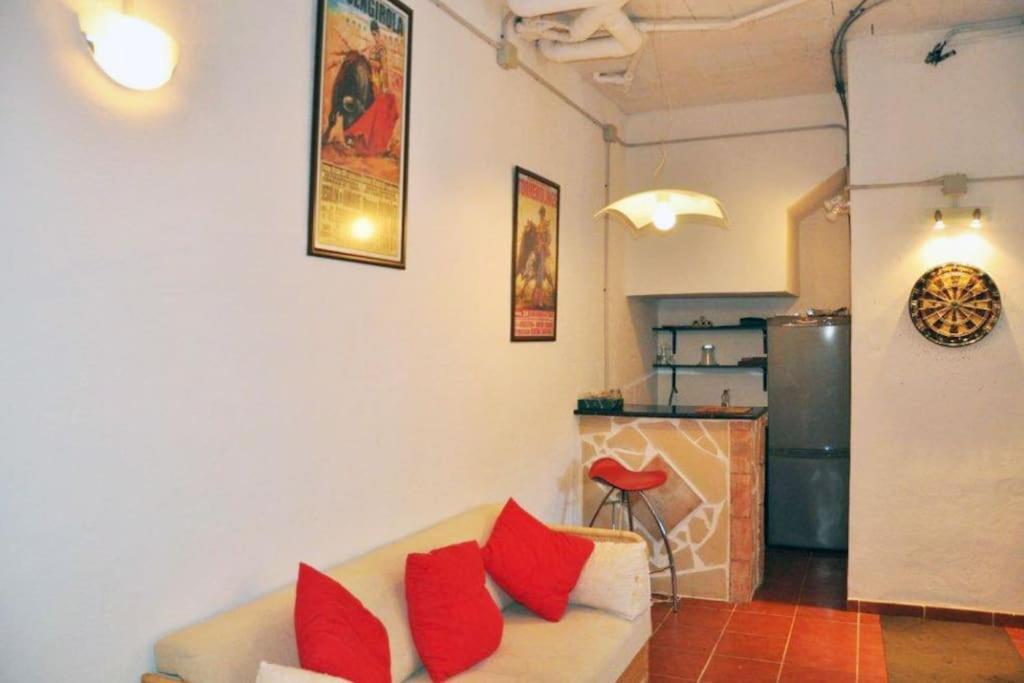 5 Bedroom To Rent In La Sierrezuela, Mijas Villa Málaga