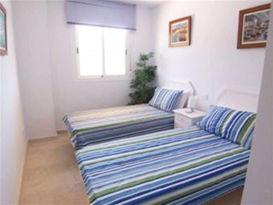 Villa 5 Bedroom To Rent In La Sierrezuela, Mijas Málaga