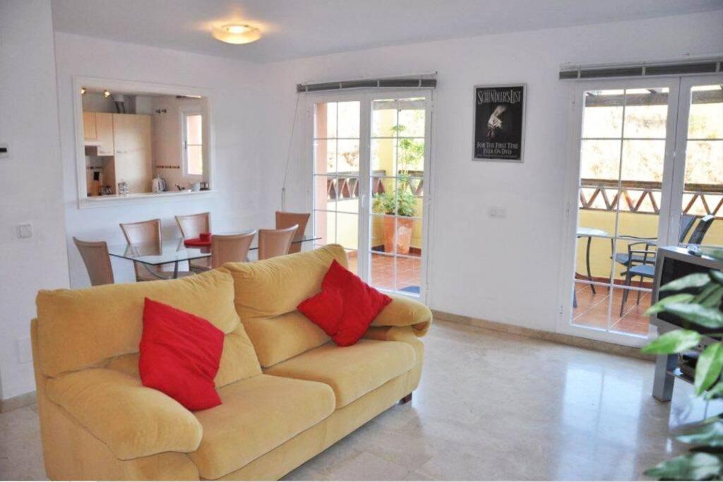 5 Bedroom To Rent In La Sierrezuela, Mijas * Málaga